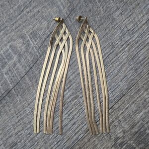 Lulus Elegant Gold Dangle Fringe Earrings